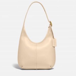 COACH Ergo shoulder bag ✨✨✨